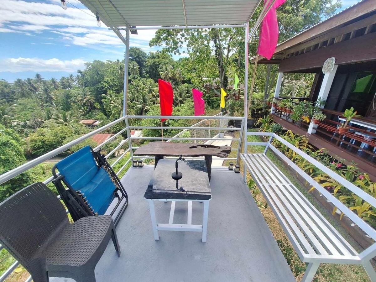 Island Samal Overlooking View House With Swimming Pools San Antonio  Exterior foto
