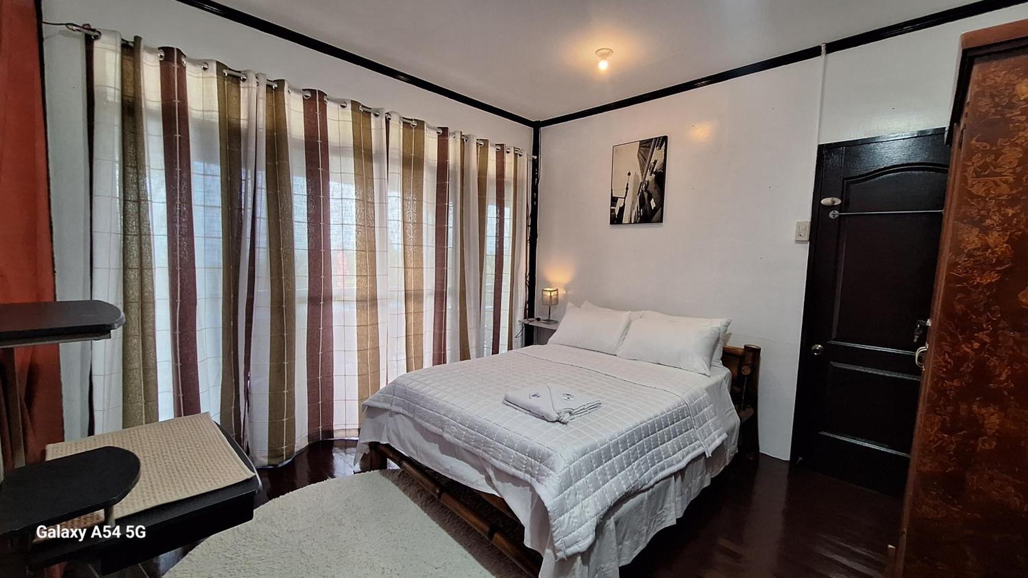 Island Samal Overlooking View House With Swimming Pools San Antonio  Exterior foto